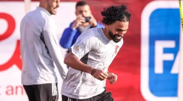 تحت أضواء التتش.. الأهلي ينهي تحضيراته لمواجهة الإسماعيلي بقمة الدوري المصري